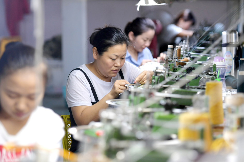 为躲美国关税 中国商人寻新途径