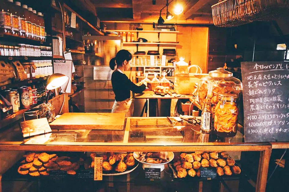 一周只开三天  年赚过亿的日本小店