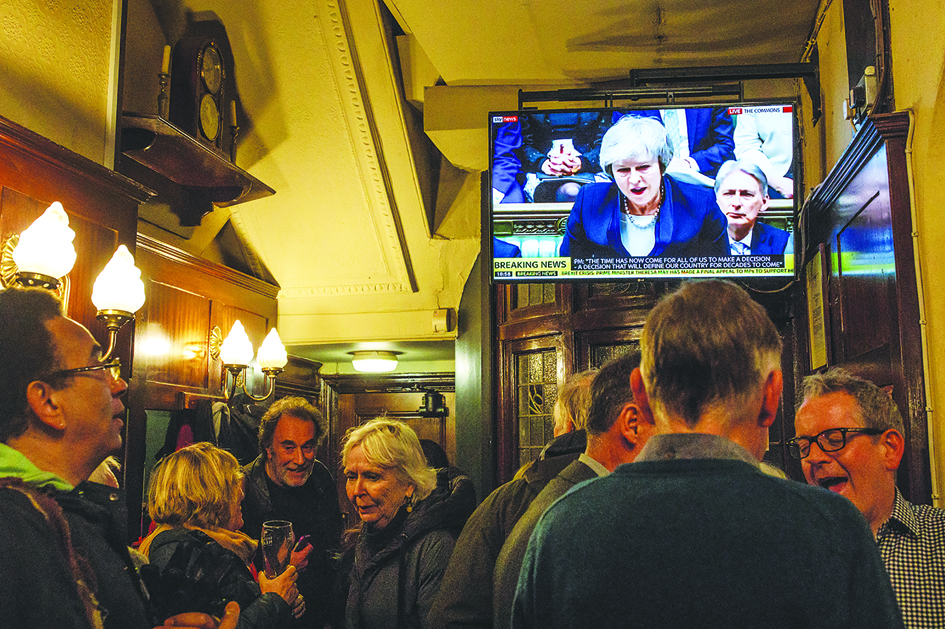 英相遭遇国会史上最大挫败      欧议会主席图斯克：英国留欧是唯一出路