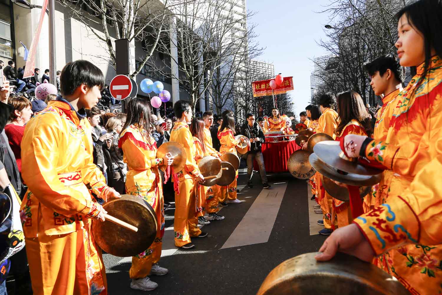 巴黎13区新年彩妆大游行(图组1)