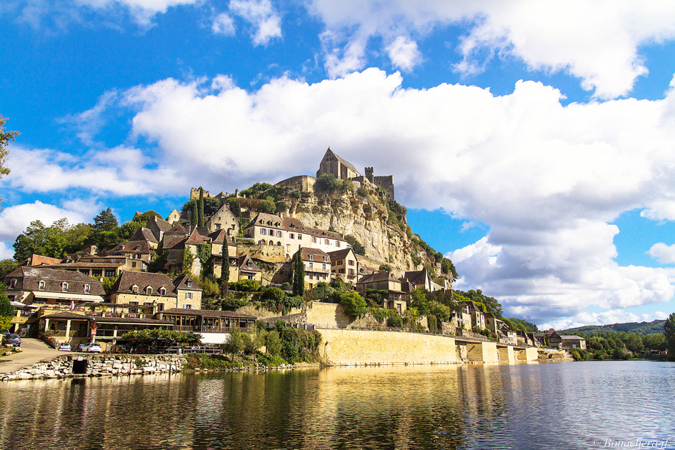 走进法国最美小镇 贝纳克和卡泽纳克(Beynac-et-Cazenac)