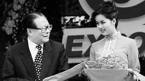 警察敢执法？江泽民下令为此女走私车放行（图）