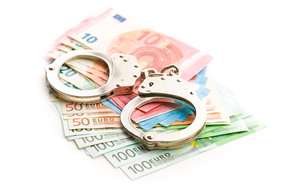 西班牙警方破获洗钱大案  华人和哥伦比亚人是主要目标