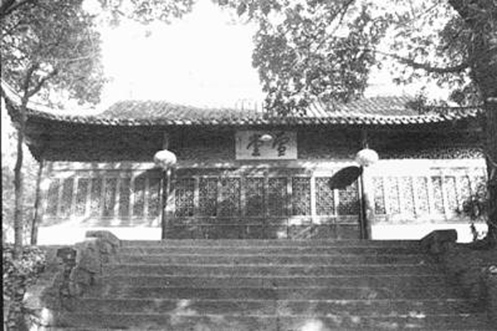 苏轼在东坡旁建筑的书斋----“ 东坡雪堂”(公有领域)