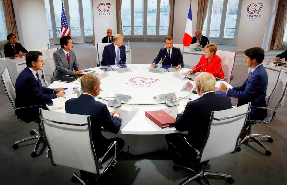法国小镇举行G7峰会 马克龙发表电视讲话