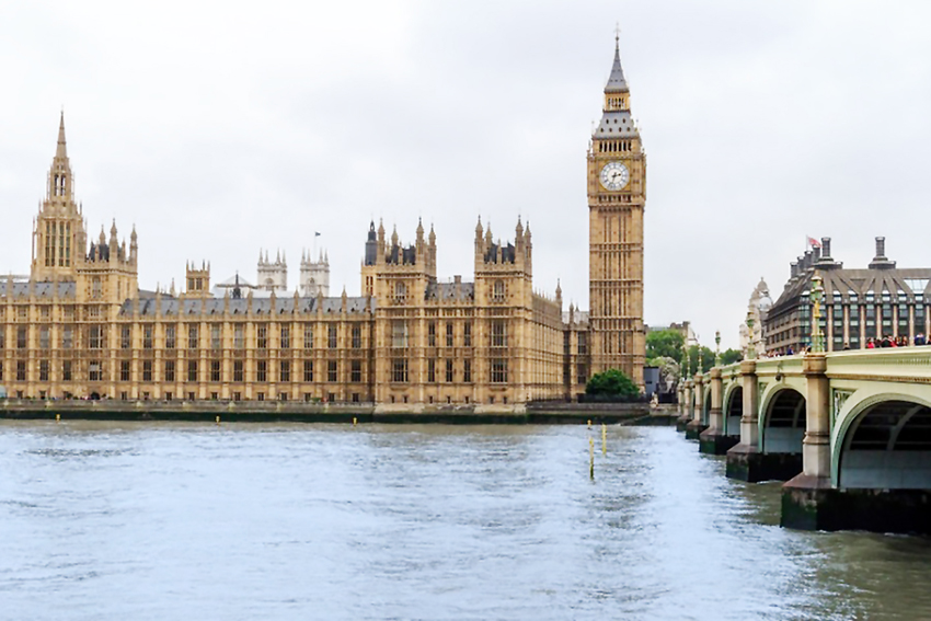 黄金签证超半被中国人包办 英国200万英镑起价投资移民