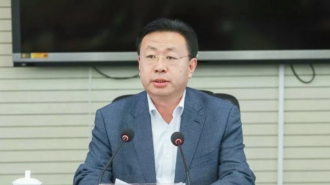 官媒曝亿元贪官胡志强案细节 牵出李鹏旧事 （组图）