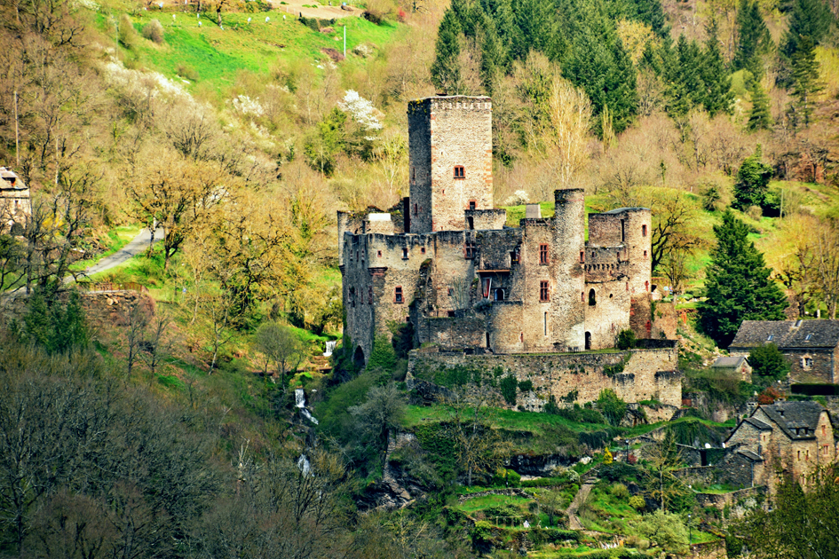 走进法国最美小镇  贝尔卡斯泰（Belcastel）
