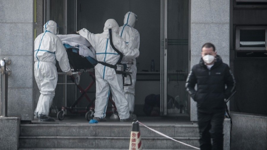 武汉肺炎病患疯狂抽搐 围观者惊恐 外媒震惊 (视频/图)