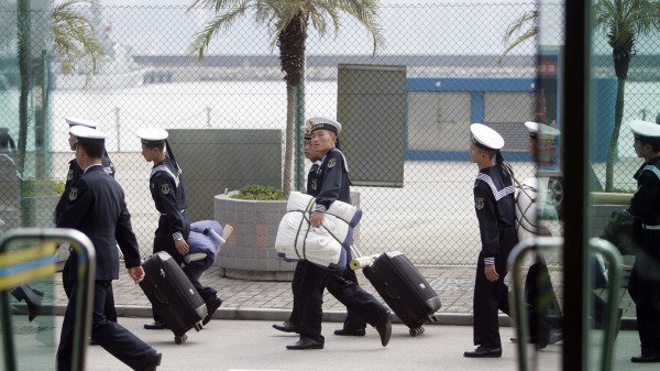 中共军队武警疫情扩大 近50人确诊超2500人被隔离 (图/视频)