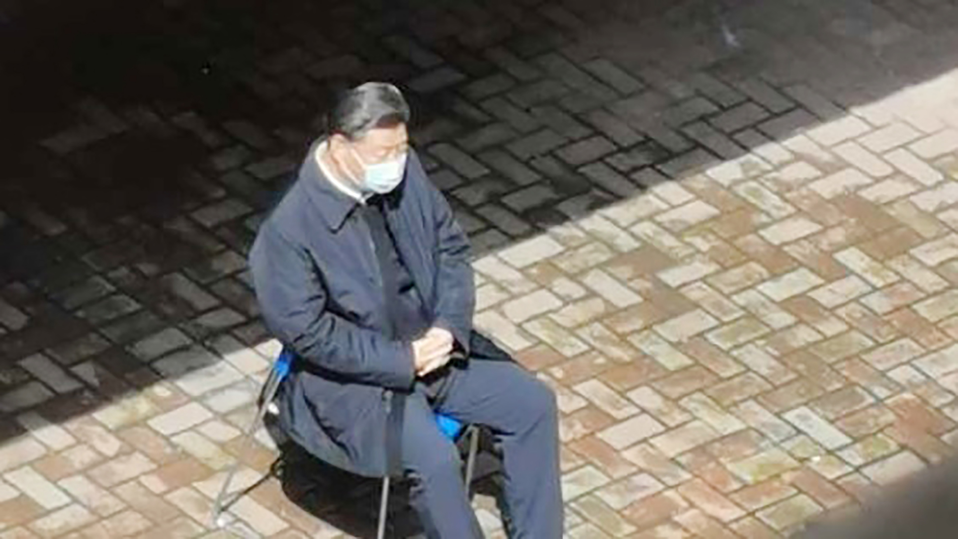 网曝习近平视察武汉安保内幕 武汉警方枪里都没有子弹