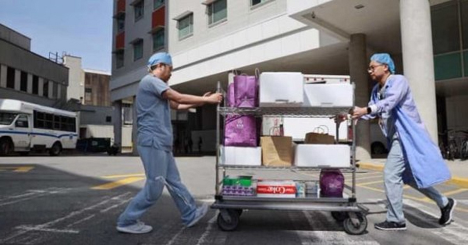 狗床垫厂改做口罩 酿酒的做消毒水  为救命都拼啦