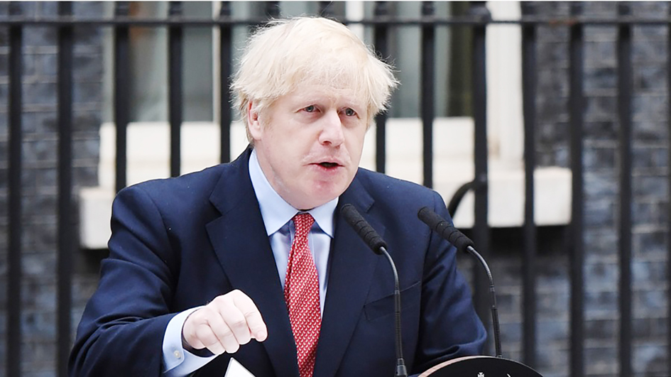 英国首相约翰逊重返工作岗位
