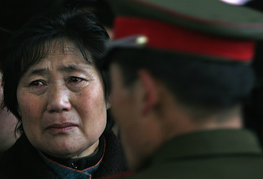 石块砸死的士兵  痛的不是他们 (图)