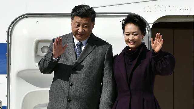 不是彭丽媛 习近平最喜欢两位女歌星 (图)