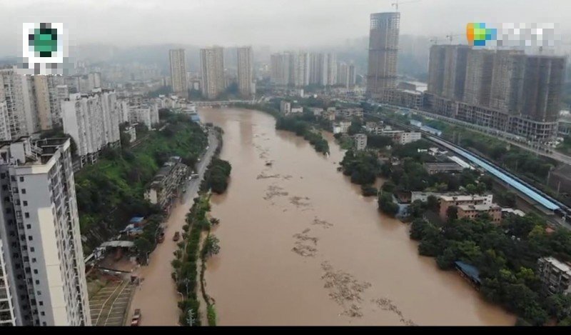 中国26省1122万人受灾  长江沿岸近千水库急泄洪  官媒冷处理 (图)