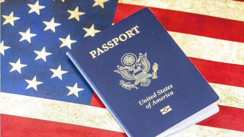 7月1日起 中国这6类人取得外国籍或绿卡 将被开除 (图)