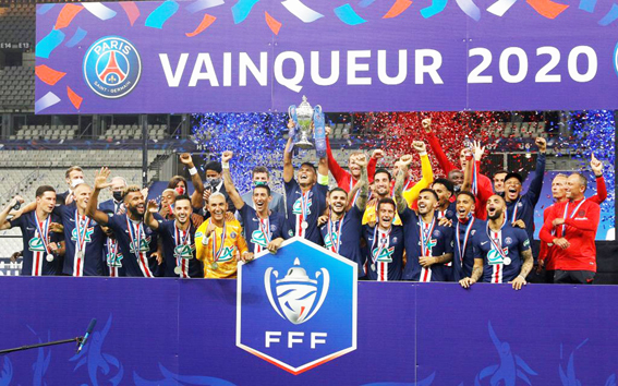 巴黎圣日耳曼（PSG）重夺法国杯