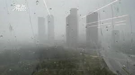 北京6预警齐发 大暴雨致191个景点关闭、2602个工程停工 (视频/图)