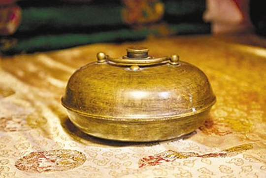 为什么把暖壶称为“汤婆子”？