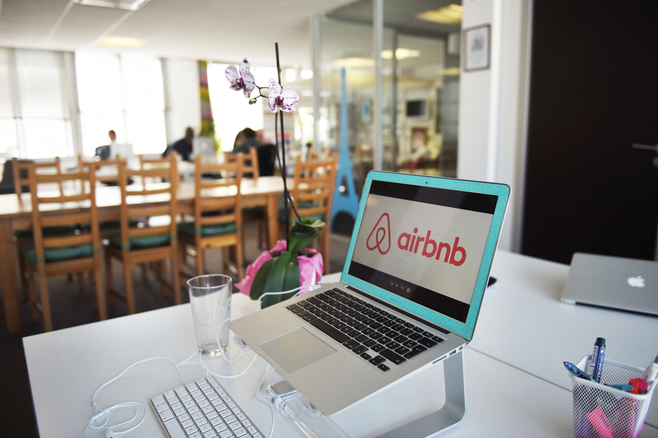 法国法律有权管制公寓短租/民宿出租网站Airbnb