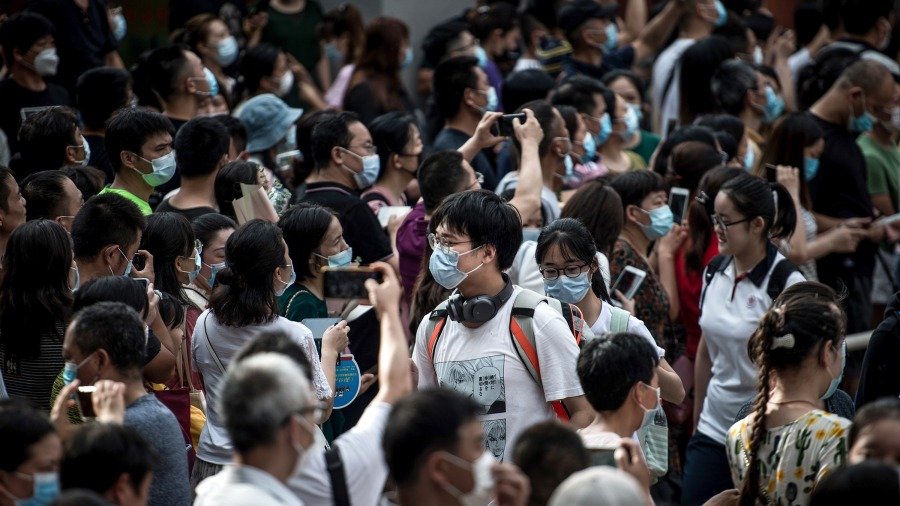 “ 十一 ” 长假变一天半  学生忙到变 “ 人力复印机 ” (图)