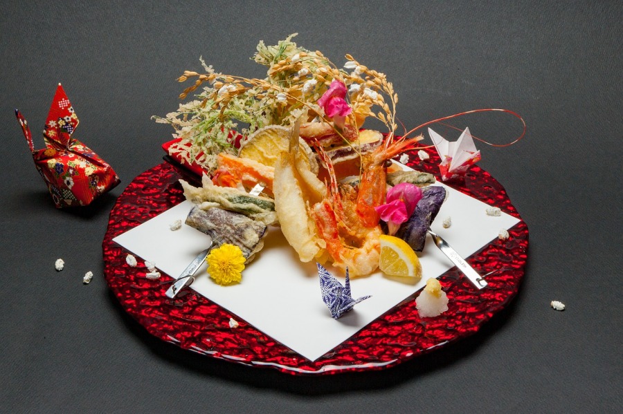 日本爷爷手作食物模型  成品逼真网友惊叹 (图)