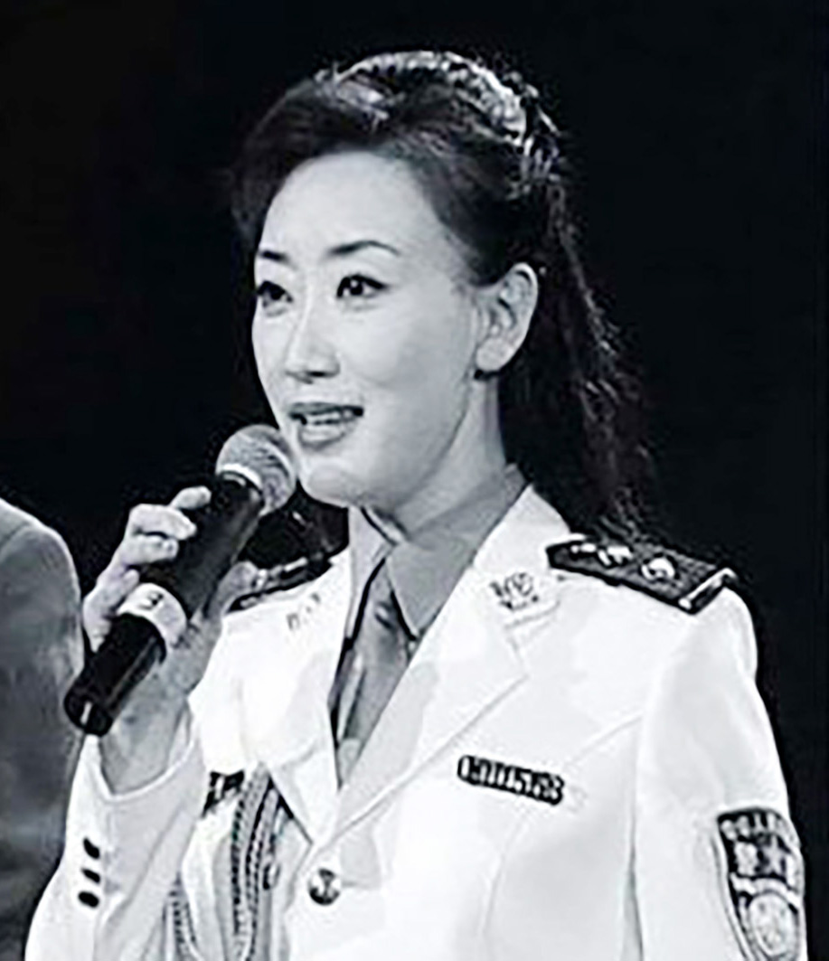 王菲