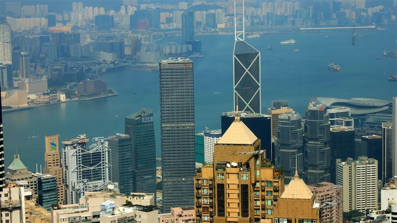 古天乐撒钱也救不了！600位港星爆失业 “ 领救济金过活 ”