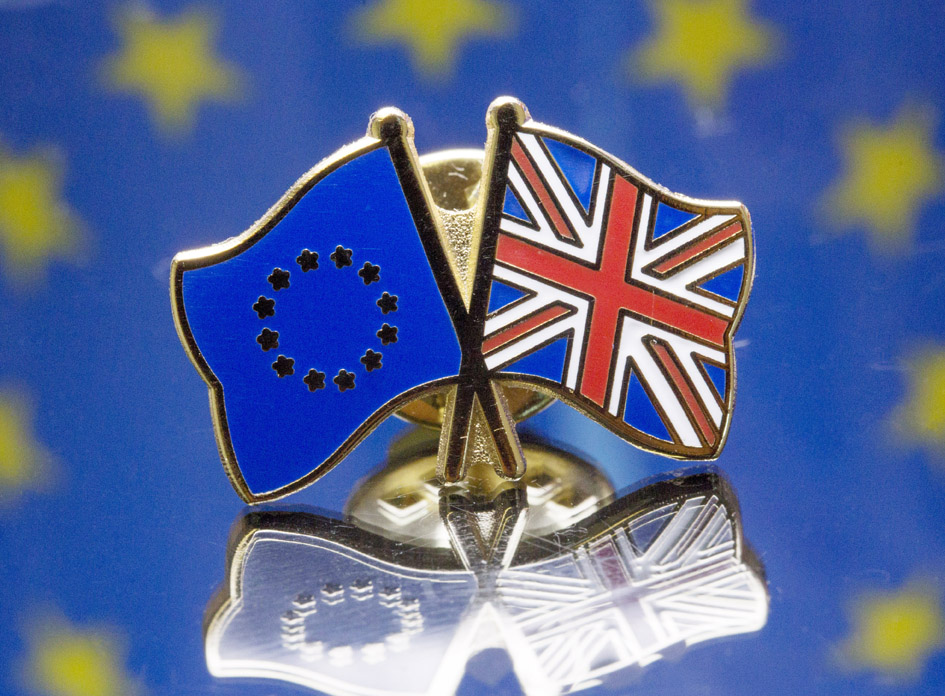英国与欧盟正式分道扬镳/艰难谈判后 双方达成贸易协议
