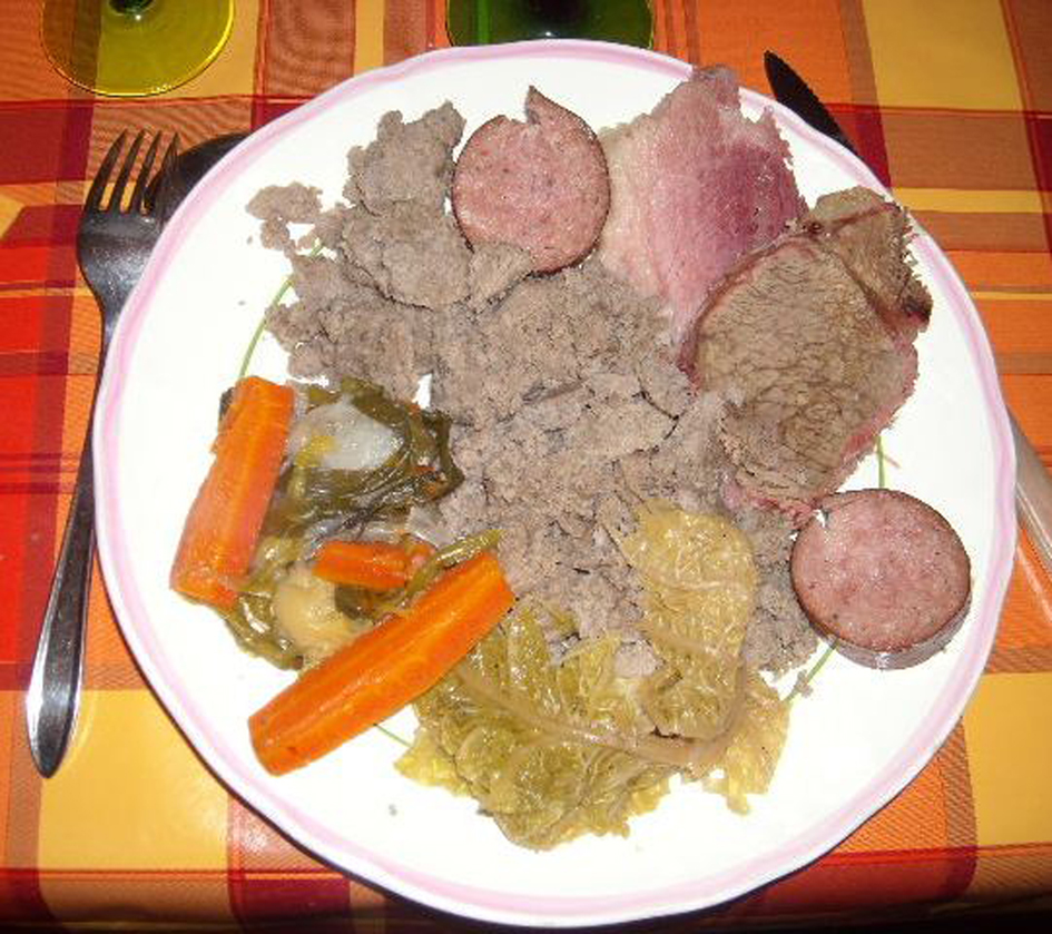看法国美食/布列塔尼面糊炖肉（Kig ha farz）