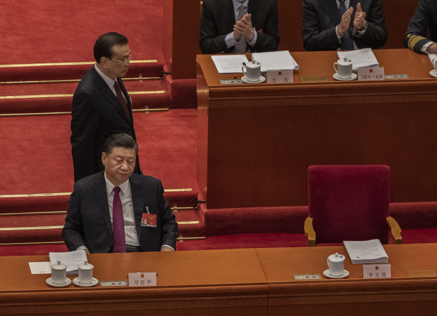 “ 两会 ” 沦为习家军权力斗争的工具 (图)