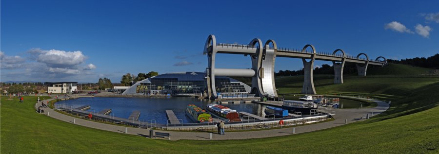 福尔柯克轮的轮闸和渡槽的全景。(图片来源:Cameron Lyall/维基百科/CC BY-SA 3.0)