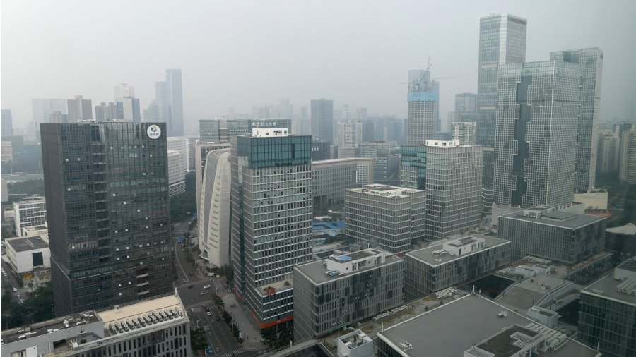 近日,中共深圳官场突然进行大换血。有评论分析认为,此举不仅与房地产违法行 为有关,也与习近平阵营对深圳进行战略部署有关。 (图片来源:WANG ZHAO/AFP/Getty Images)