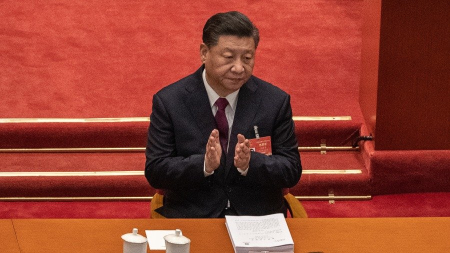 有信号显示,习近平有意借新疆棉一事向内展开一场清洗,政法系可能成为首要目标。