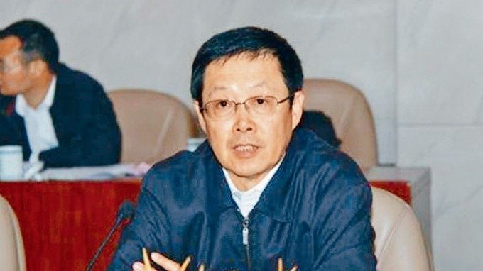 中共中纪委4月12日晚发布通报称,将中共中央巡视组原副组长董宏开除党籍。