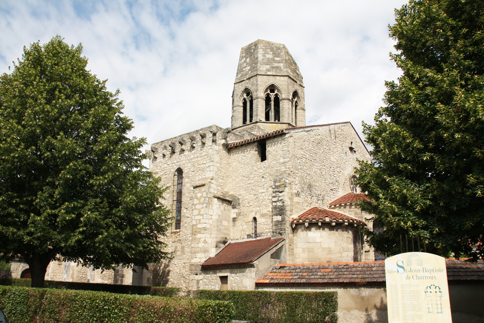 走进法国最美小镇 / 沙鲁(Charroux)