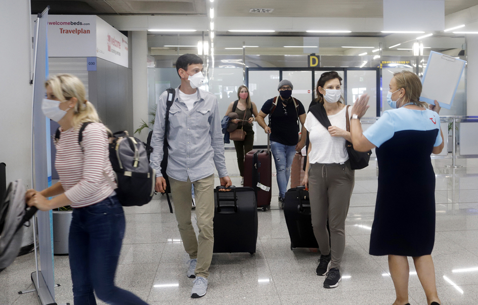 西班牙重新向世界打开旅游大门