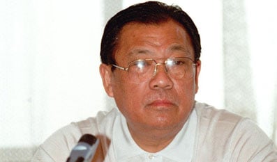 原河北省委书记程维高曾一口气撤17个县委书记, 坦诚自己很霸道。