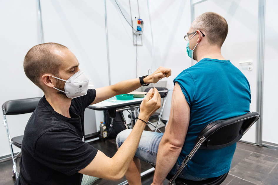 德国大量Covid-19患者受后遗症所苦。(Jens Schlueter/Getty Images)