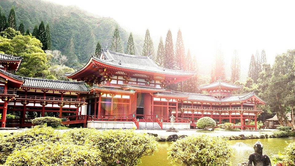 梦见庙神召唤修房顶,醒来看竟完工。(示意图 / 图片来源:Pixabay)