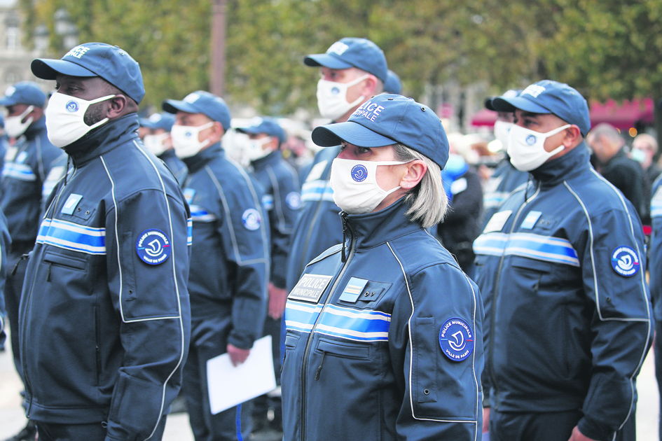 巴黎的市政警察(Photo by Chesnot/Getty Images)