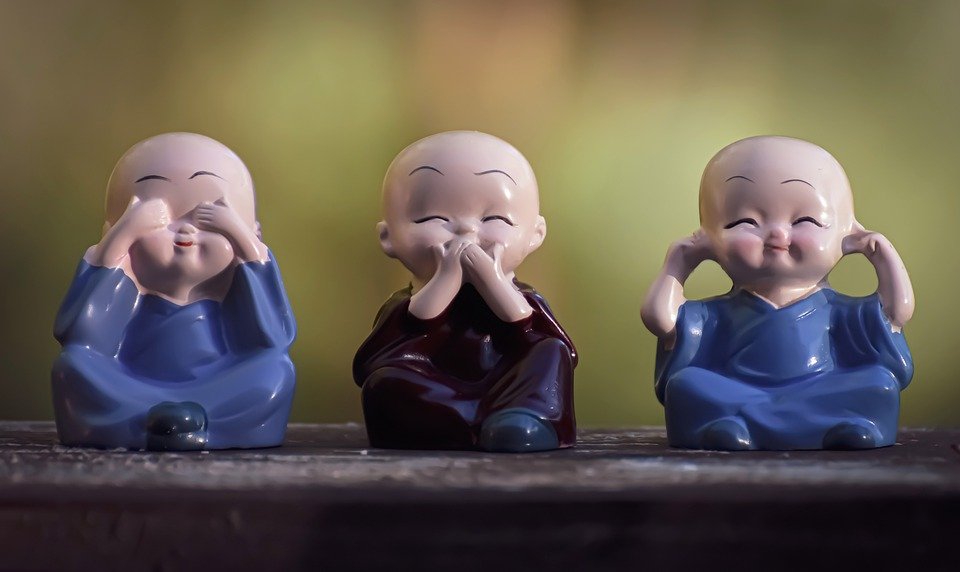 一定要谨言慎行,积口德,否则可能在不经意间伤了人命,最终自己也要承受报应。(图片来源:Pixabay)