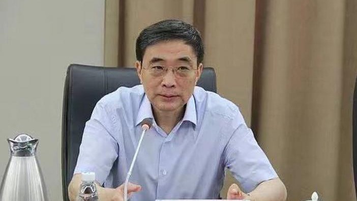敏感时期  薄熙来 “ 唱红打黑 ” 吹鼓手被逮捕  (图)