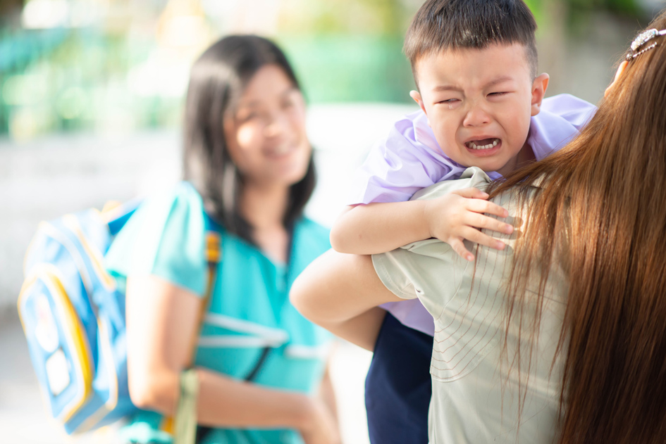 孩子有“分离焦虑” 父母该怎么做？