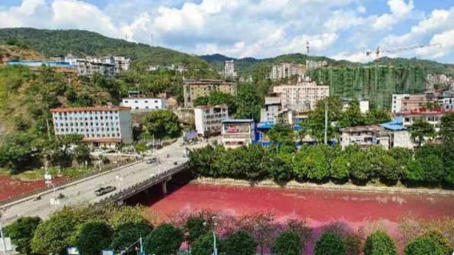 广西百色惊现 “ 血河 ”  易学家：败乱之象 (组图/视频)