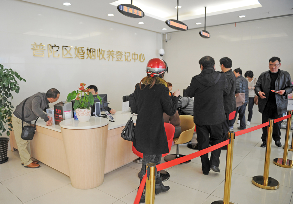 上海刚解封 民政局出现离婚登记潮