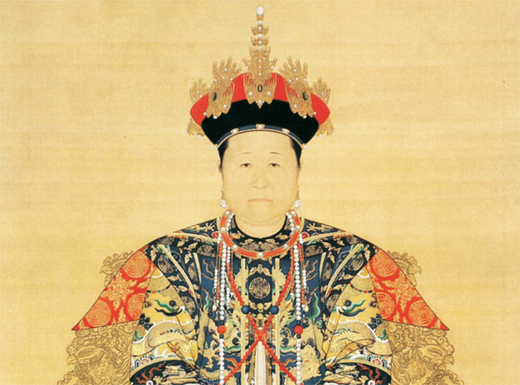在清宫62年 气魄惊人的大清国母长得如何？