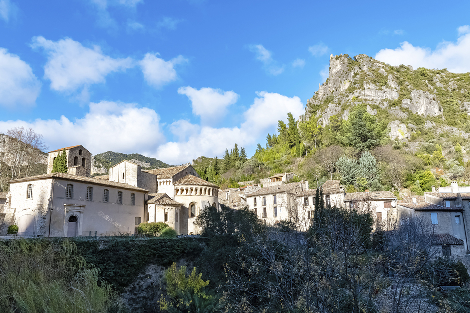 走进法国最美小镇   圣吉约姆勒代塞尔（Saint-Guilhem-le-Désert）