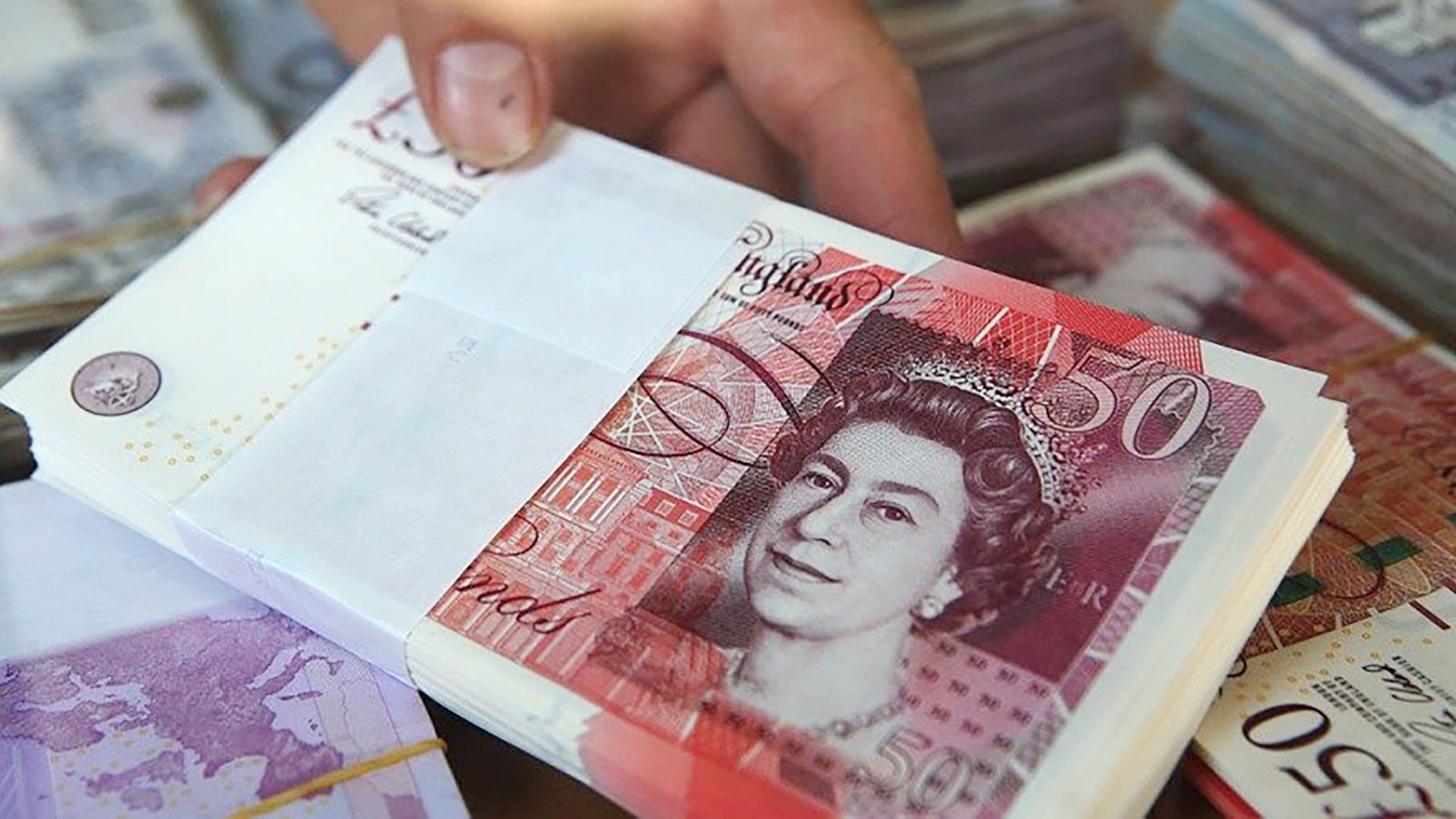 英国调升能源价格上限 10月1日生效